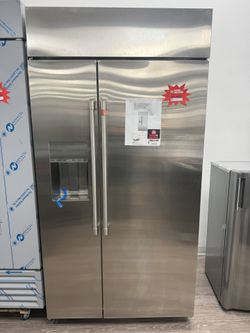 CAFÉ™ 42" Smart Built-In Side-by-Side Refrigerator with Dispenser  CSB42YP2NS1