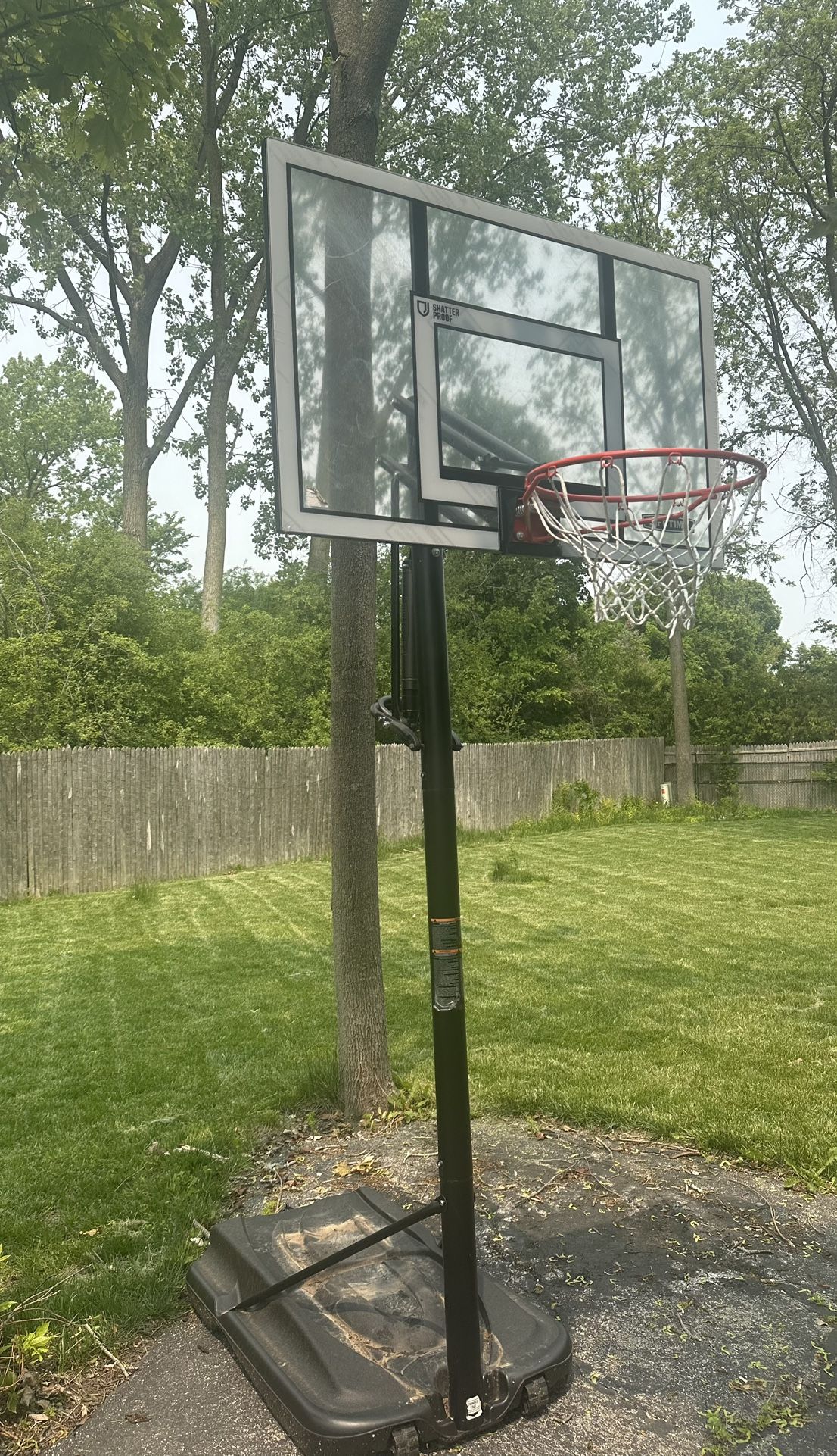 Lifetime Adjustable Height Basketball Hoop