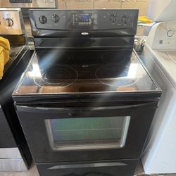 Whirlpool Electric Stove Excellent Conditions 
