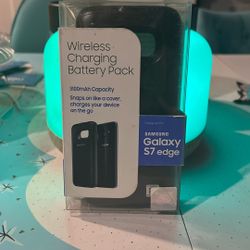 Wireless charging battery pack for Samsung Galaxy S7 edge