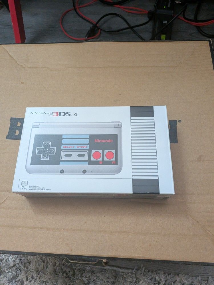 Nintendo 3d Xl NES Edition 