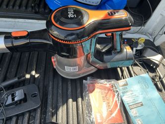 Vacuum Cleaner. By Inse’