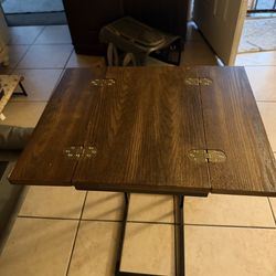 Foldable End Table, C Shaped Side Table with USB charger