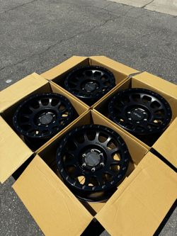 FINANCING AVAILABLE Method MR305 6x5.5 17” Double Black Wheels