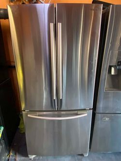 33 WIDE SAMSUNG FRIDGE FREE DELIVERY