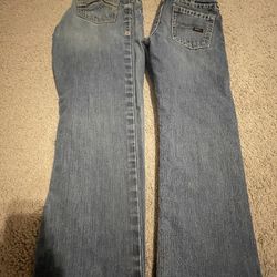 Two Ariat Jeans FR