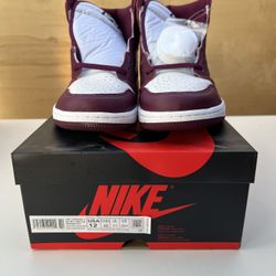 AIR JORDAN 1 BORDEAUX
