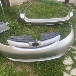 Toyota Sienna 2006 Front And Rear Bumper