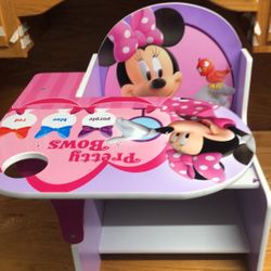 Wooden Kids desk good condition