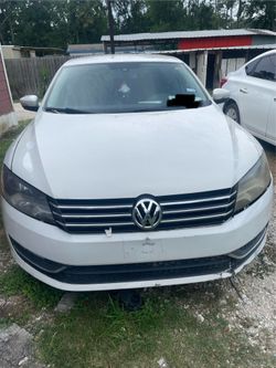 2014 Volkswagen Passat