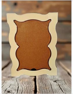 Jonathan Adler Queen Anne Creme Enamel Photo Frame