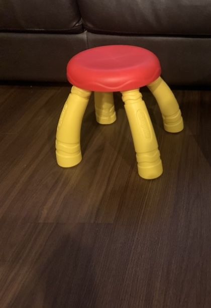 Crayola Kids Stool
