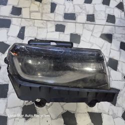 2014 to 2015 Chevy Camaro Right Headlight 