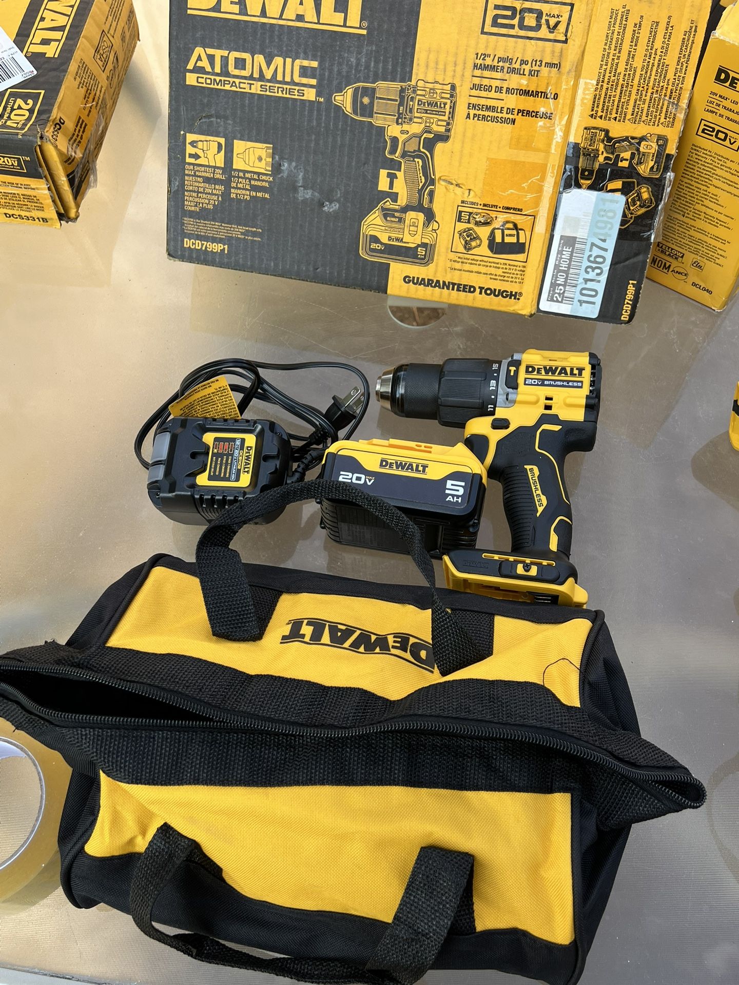 Dewalt 20v Brushless Atomic Series 1/2 in. Hammer Drill KIT