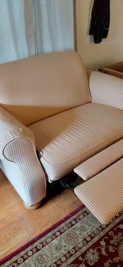 2 oversized recliners