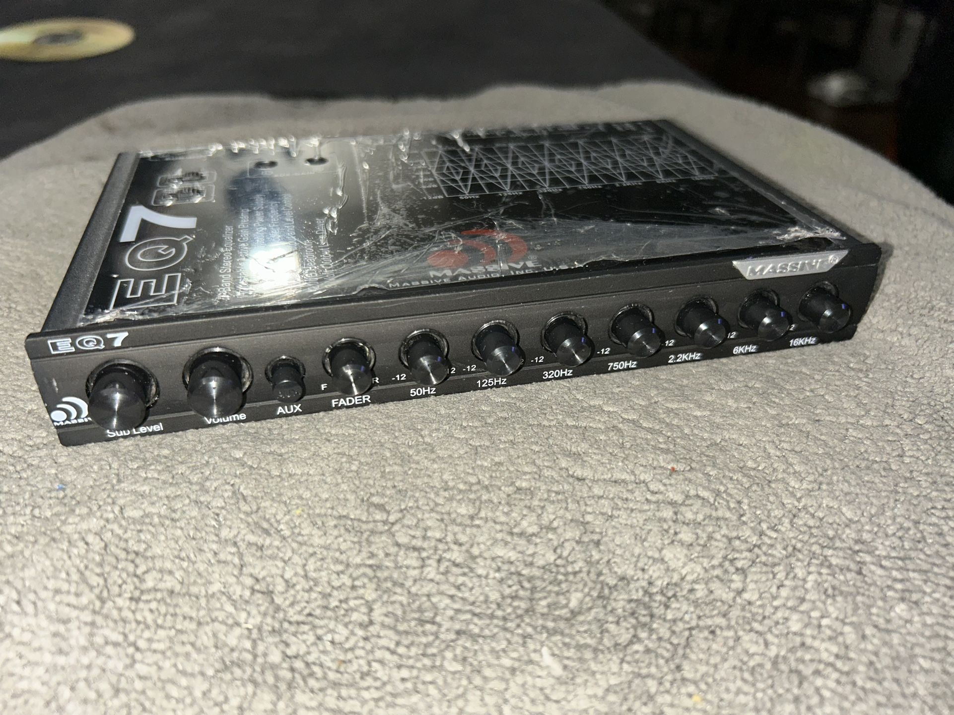Massive Type: 7-band half-DIN car audio graphic equalizer