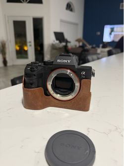 Sony a7iii [body only]