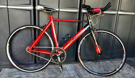 Jamis Trilogy triathlon and time trial road bicycle