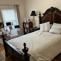 Queen Size Bed  with mattres & Box. Springs