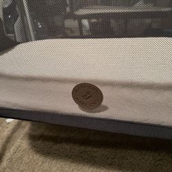 Maxi-Cosi bedside bassinet