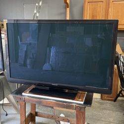 Panasonic 56” Led Tv