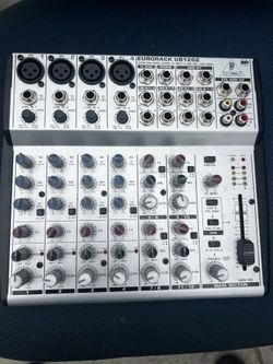 MIXER BEHRINGER EURORACK UB1202