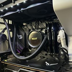 PC RX 5700XT, Intel i5-10600K, 36GB Ram, 1tb Ssd