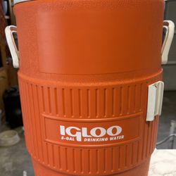 Igloo 5 Gallon Heavy-Duty Beverage Cooler