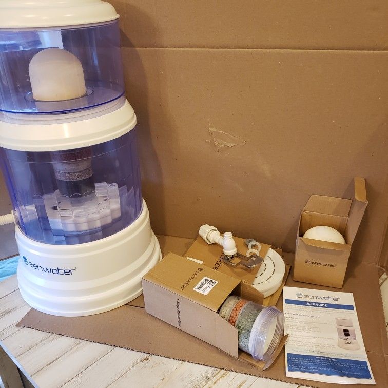 ZenWater 4 gallon Countertop Water Fitration System