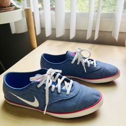 Nike sneakers 