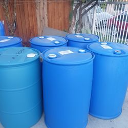 Vendo Barriles 55 Galones Food