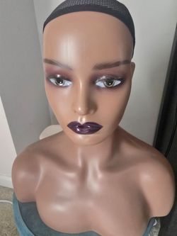 Mannequin Head