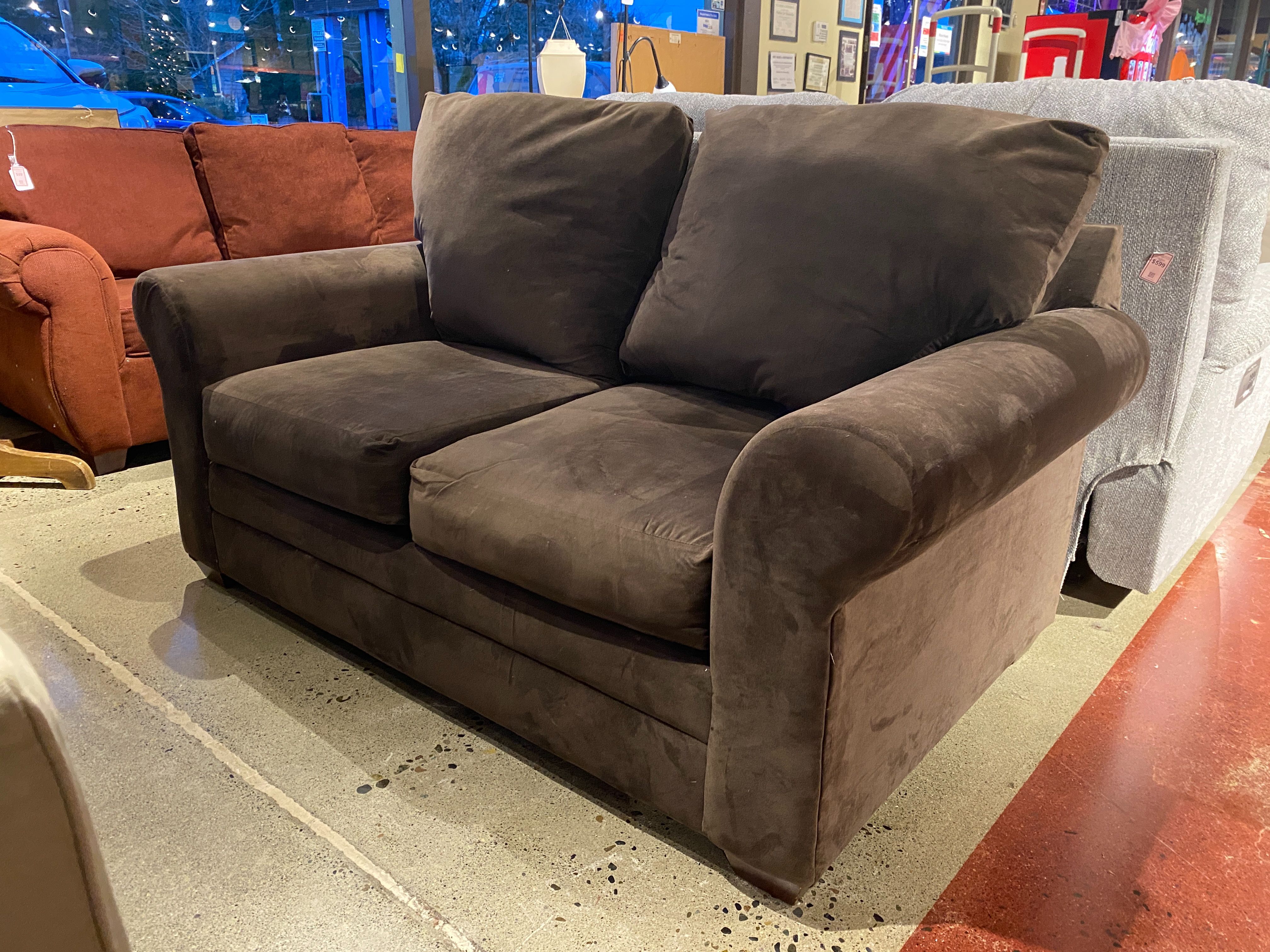 Plush Cocoa Brown Loveseat