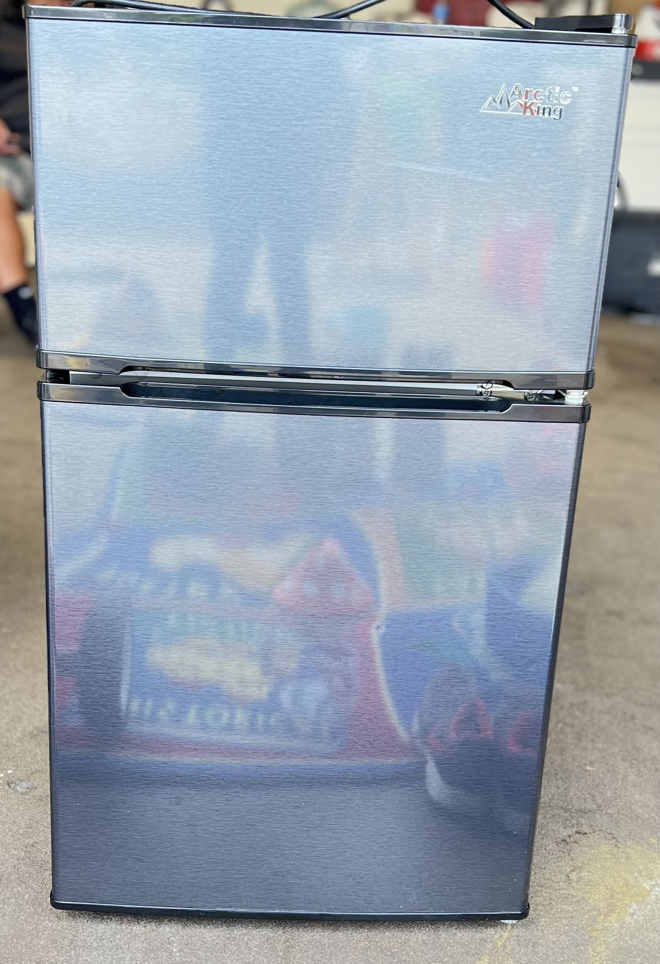 Arctic King Mini Fridge