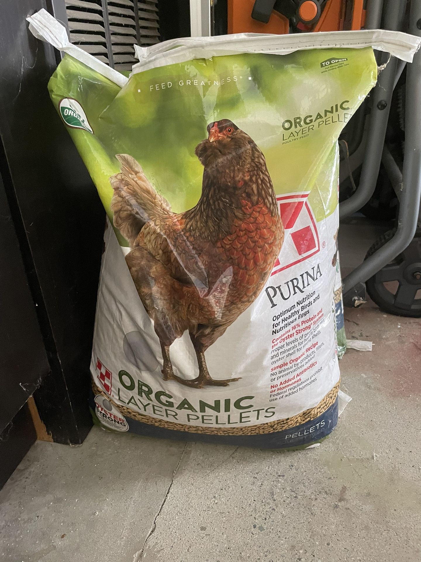 Organic Chicken Feed (2) 35 Lb