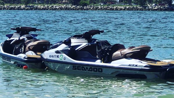 Set of 2018 seadoos gtx 300 limited