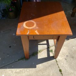 Small Coffee TableL2ftx W20in H 22in