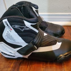 Nearly New Alpinestars SMX-1 R v2 Vented Black White Motorcycle Shoes/Boots