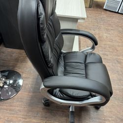 Desk Chair Black And Silver New Fully Assembled 