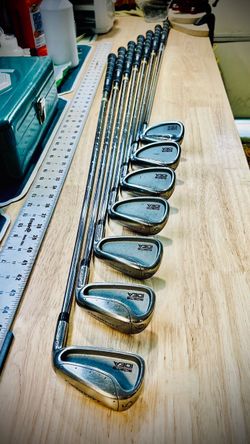 ADAMS Golf Iron Set - "IDEA a1" model - Men's R/H 5-PW+GW (7 clubs) R-flex lightweight steel w/new grips