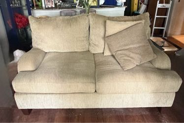 Love seat