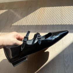 New “Franco Sarto” Size 39 Black Flats