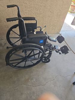 MIDLIFE Wheelchair good condition