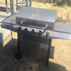 Charbroil Propane Grill BBQ 