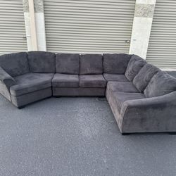 Large Gray Sectionalw Cuddler