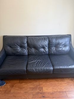Sleeper sofa W/ Comforter