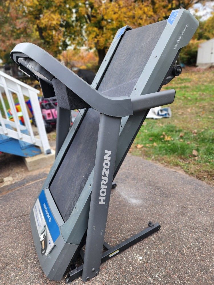 Treadmill $350
