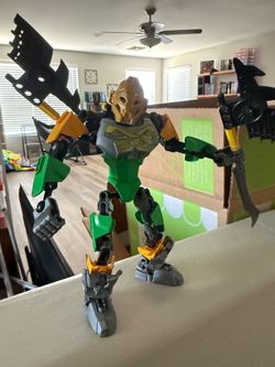 LEGO Bionicle Figure – May Be Missing Some Pieces