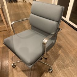 Leather (vegan) Office Chair - New
