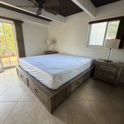 King Bedroom Set W/ Storage And Nightstands